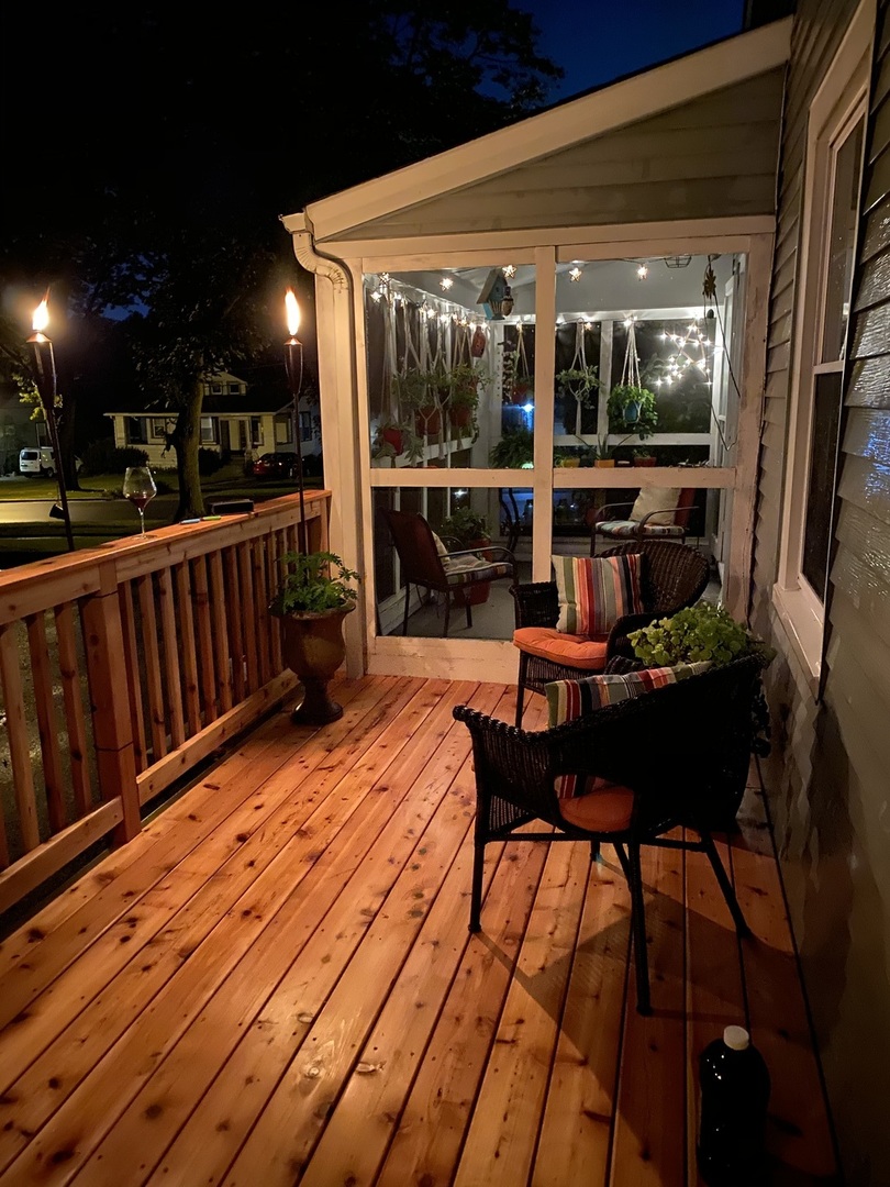 15 W Greenfield Avenue