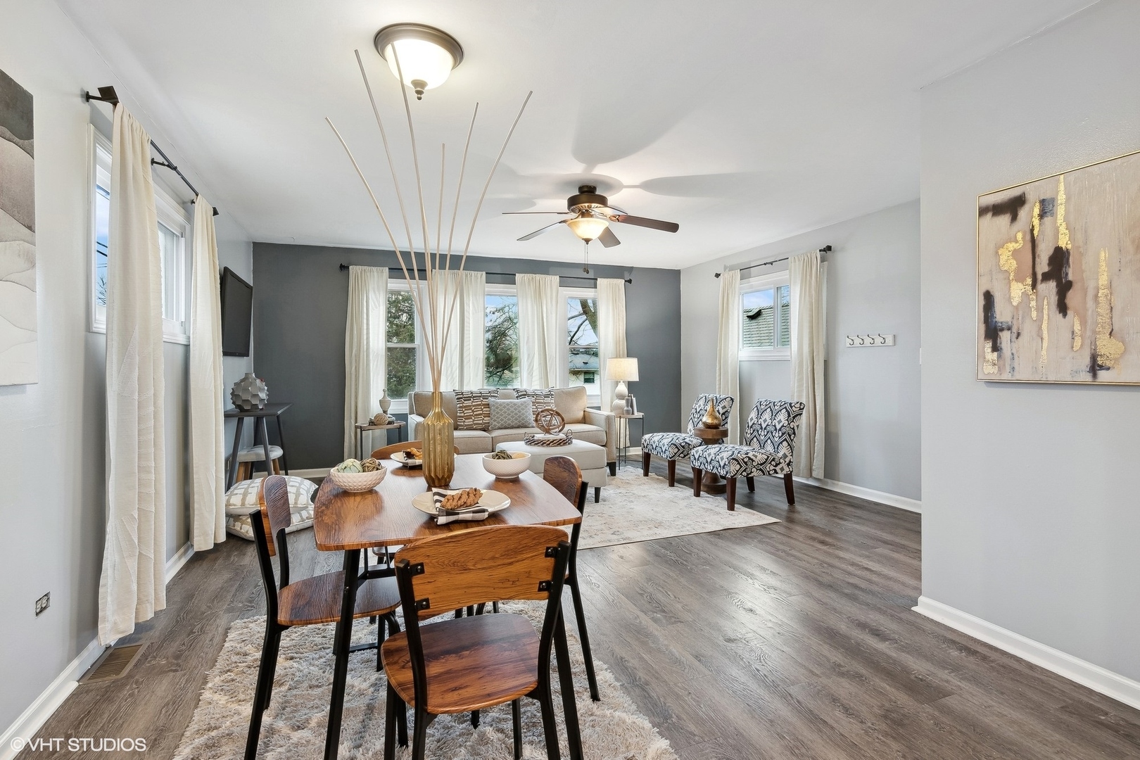 15 W Greenfield Avenue