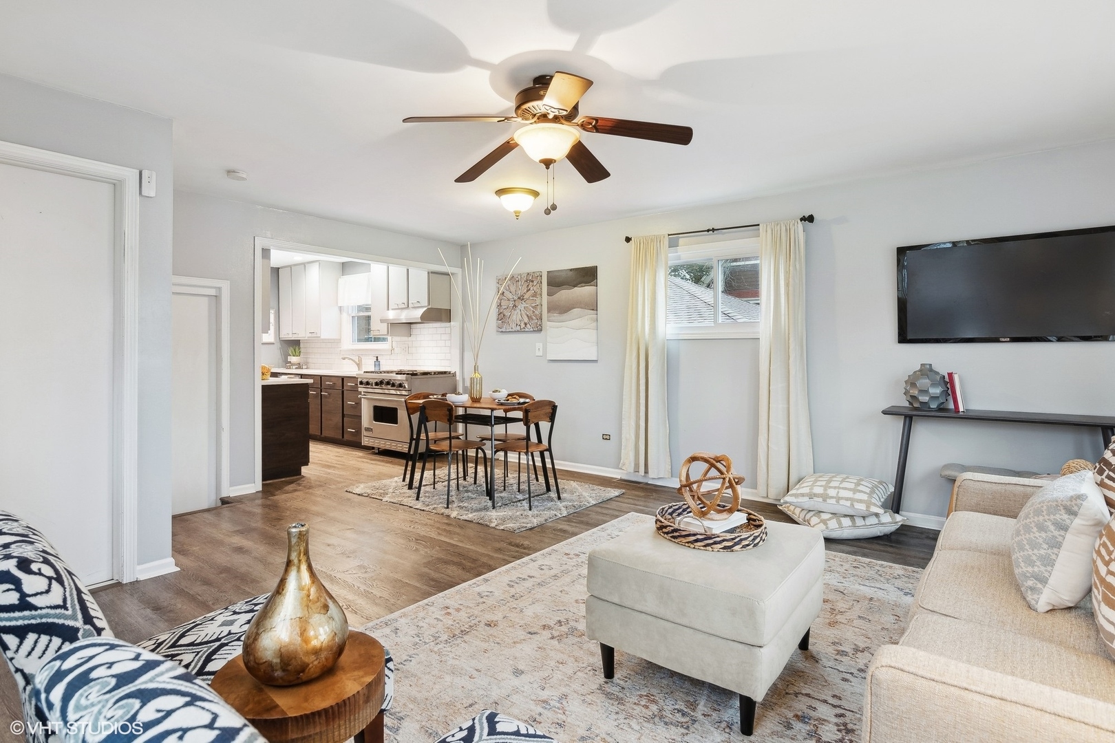 15 W Greenfield Avenue