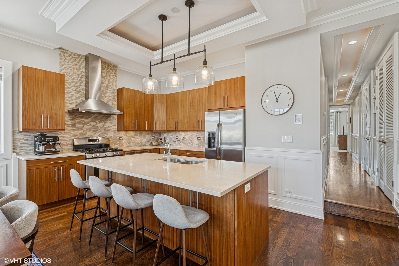 1951 W BELMONT Avenue Unit: 3E
