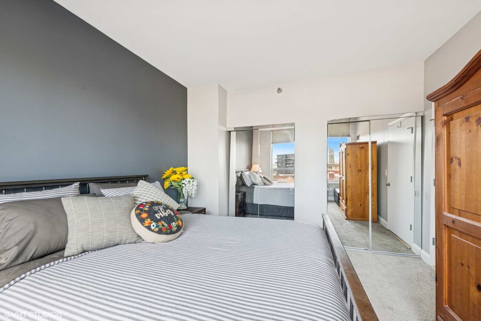 421 W HURON Street Unit: 602