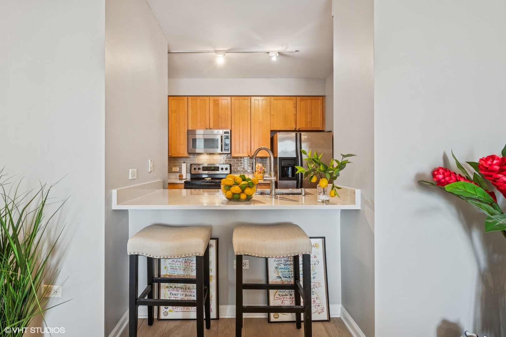 421 W HURON Street Unit: 602