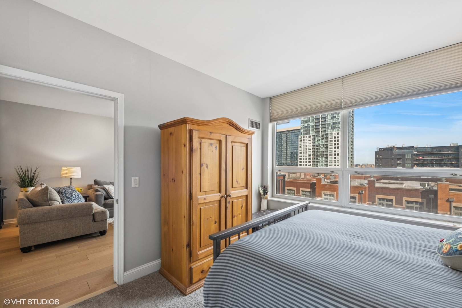421 W HURON Street Unit: 602