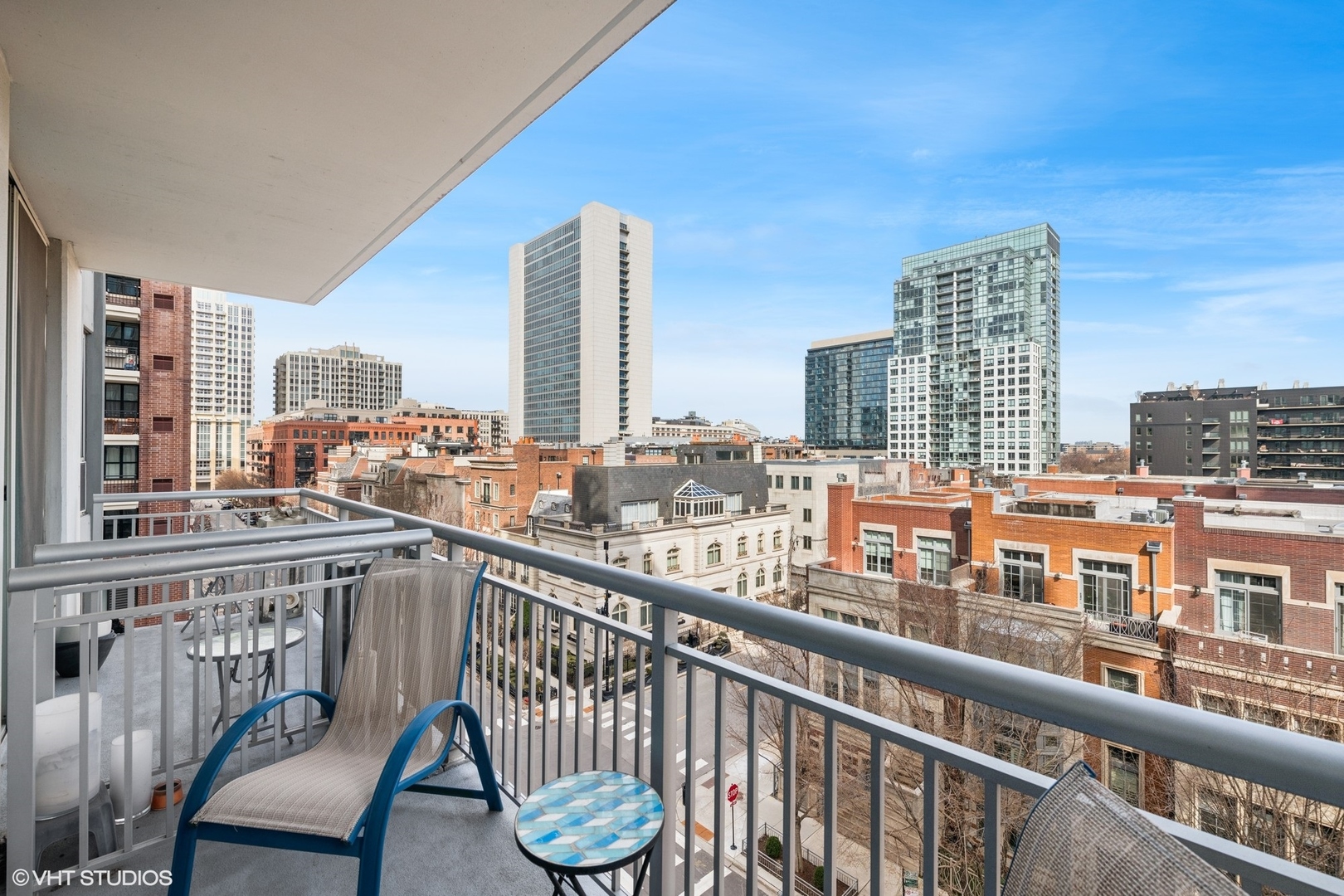 421 W HURON Street Unit: 602