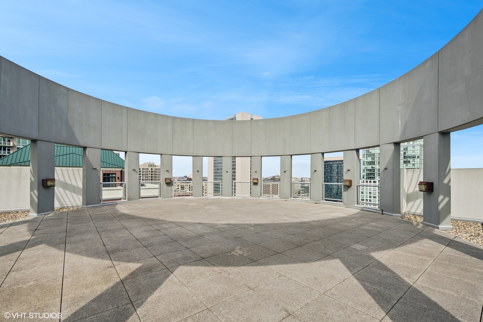 421 W HURON Street Unit: 602