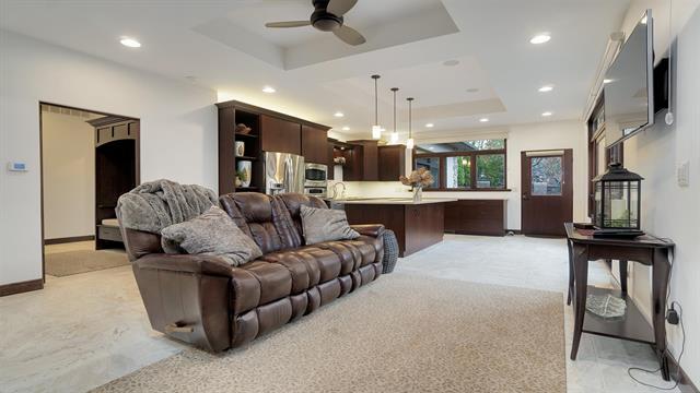 401 Lillemor Lane