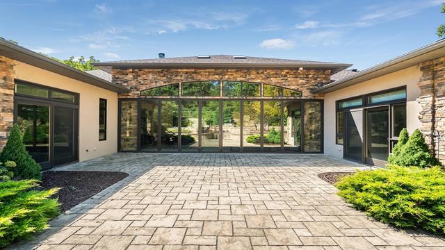 401 Lillemor Lane
