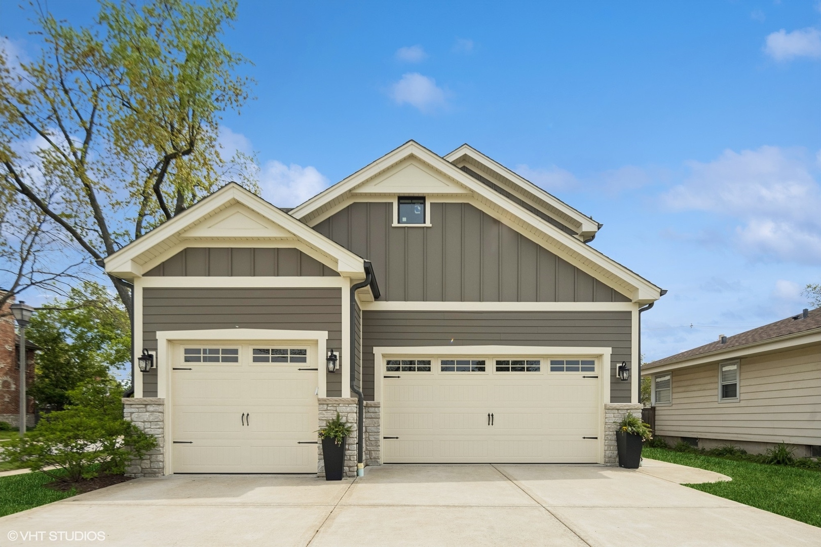 236 W Crescent Avenue