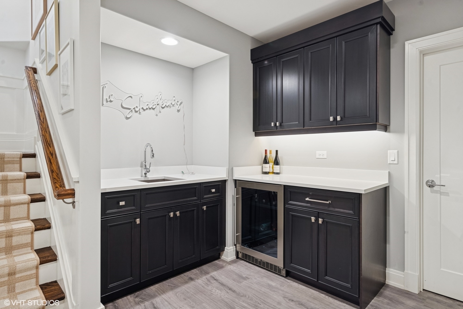 236 W Crescent Avenue