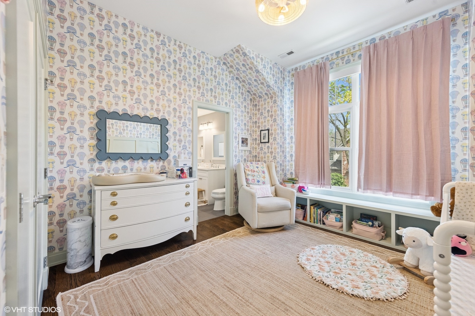 236 W Crescent Avenue