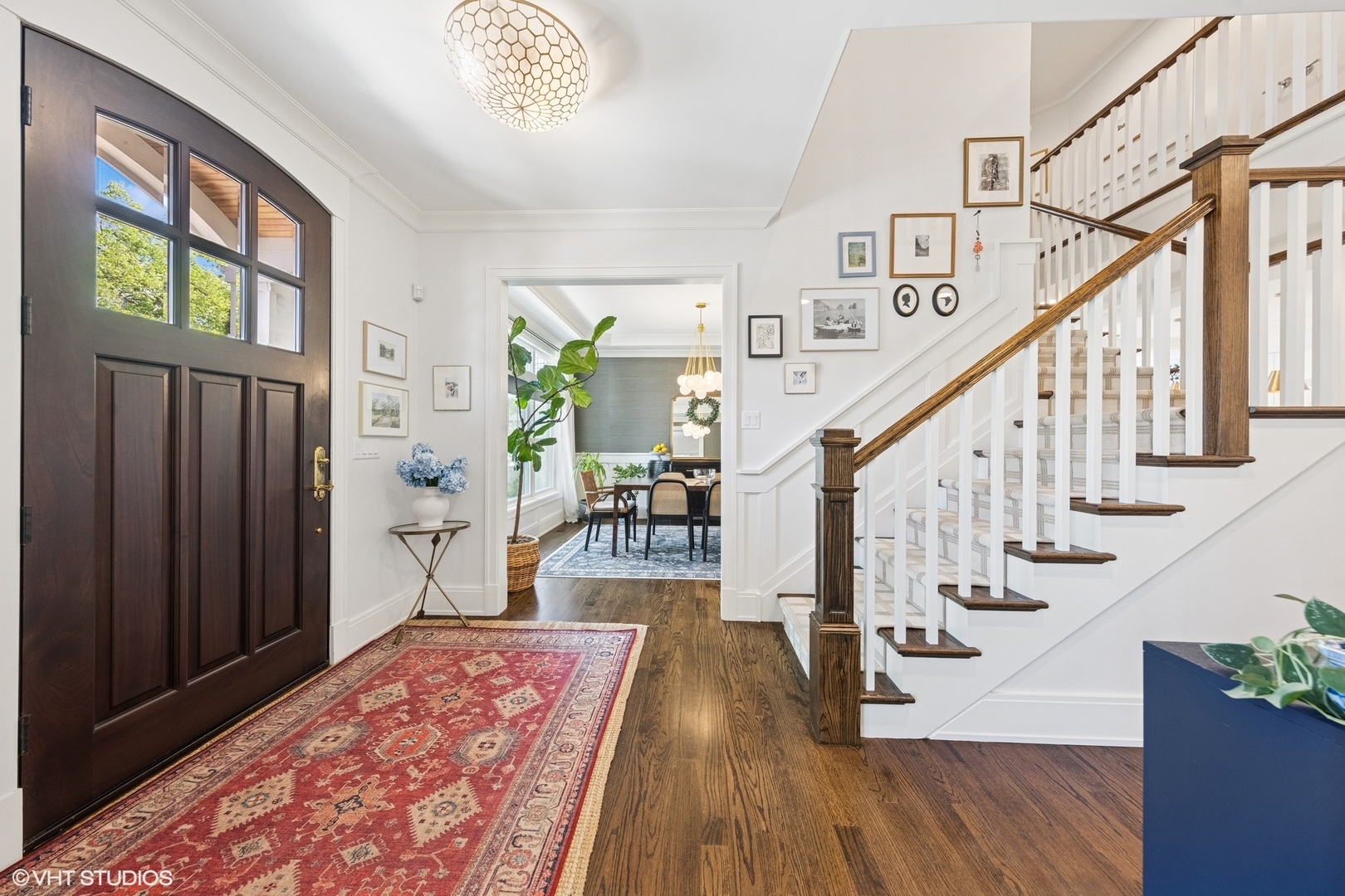 236 W Crescent Avenue