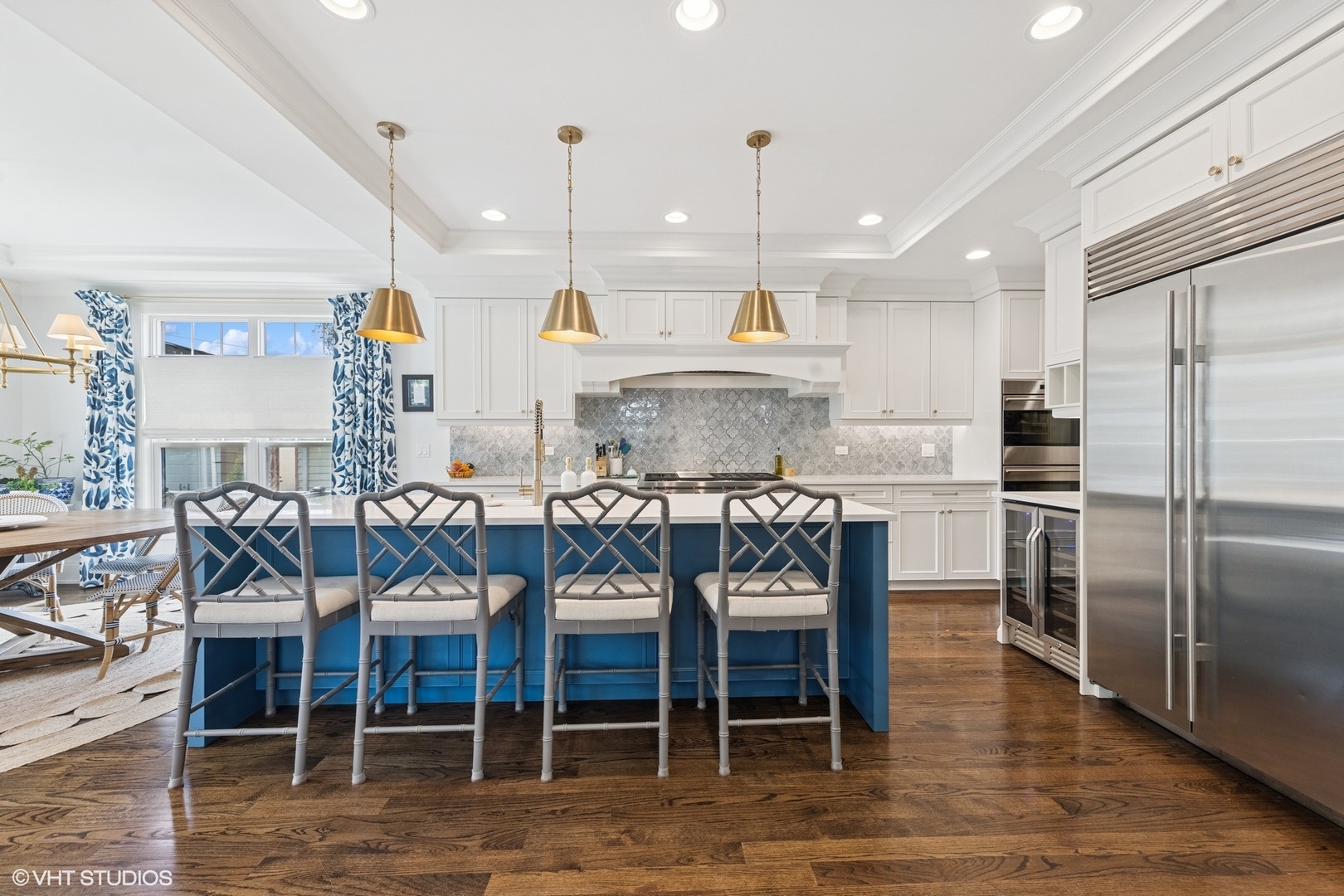 236 W Crescent Avenue