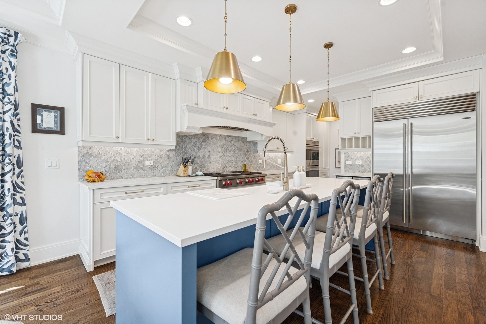 236 W Crescent Avenue