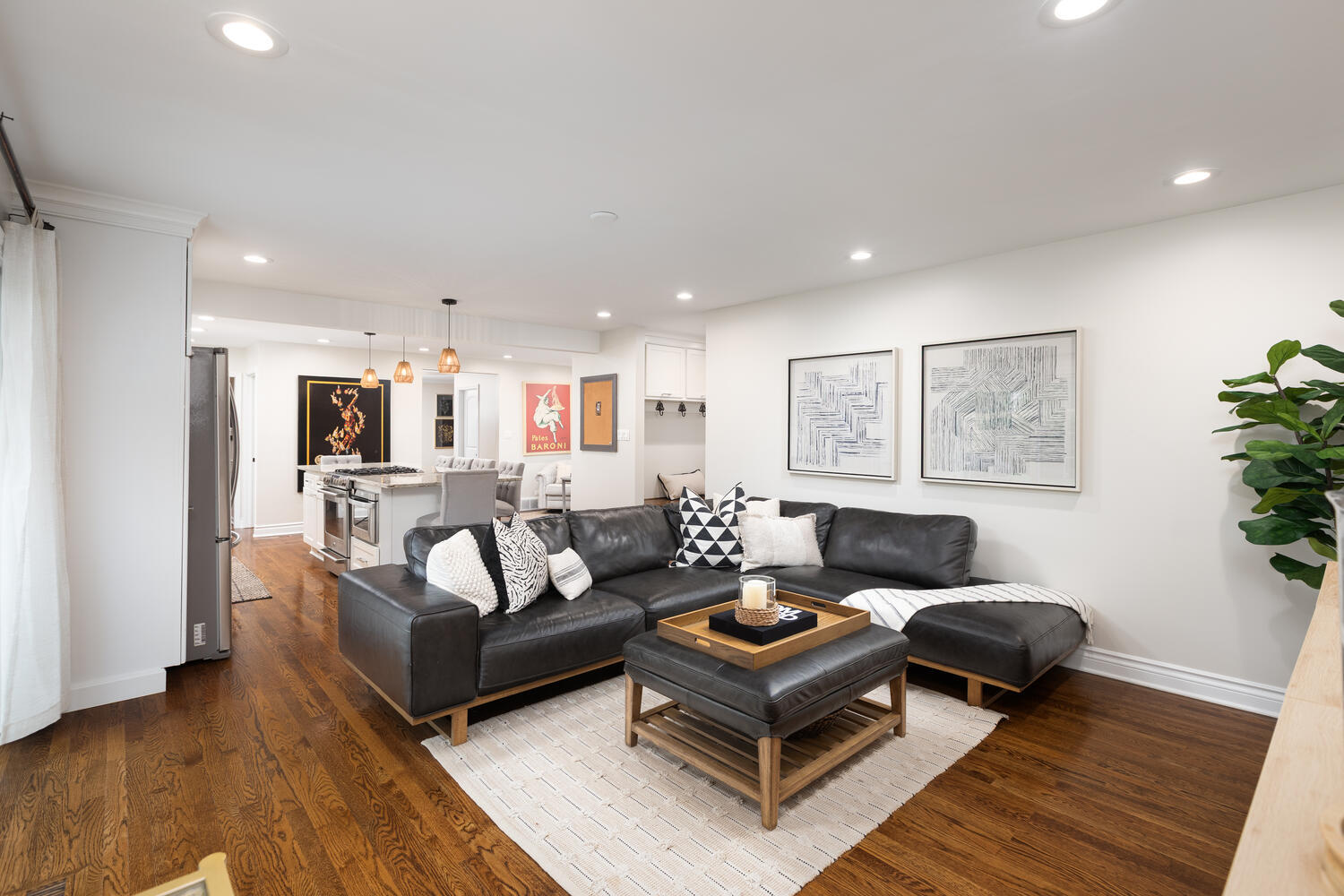 2S151 Stratford Road