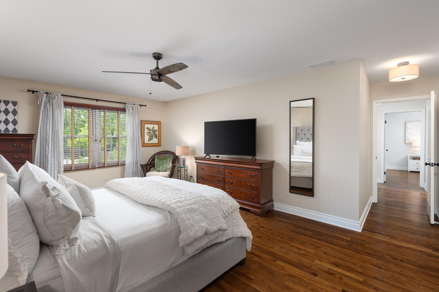 2S151 Stratford Road