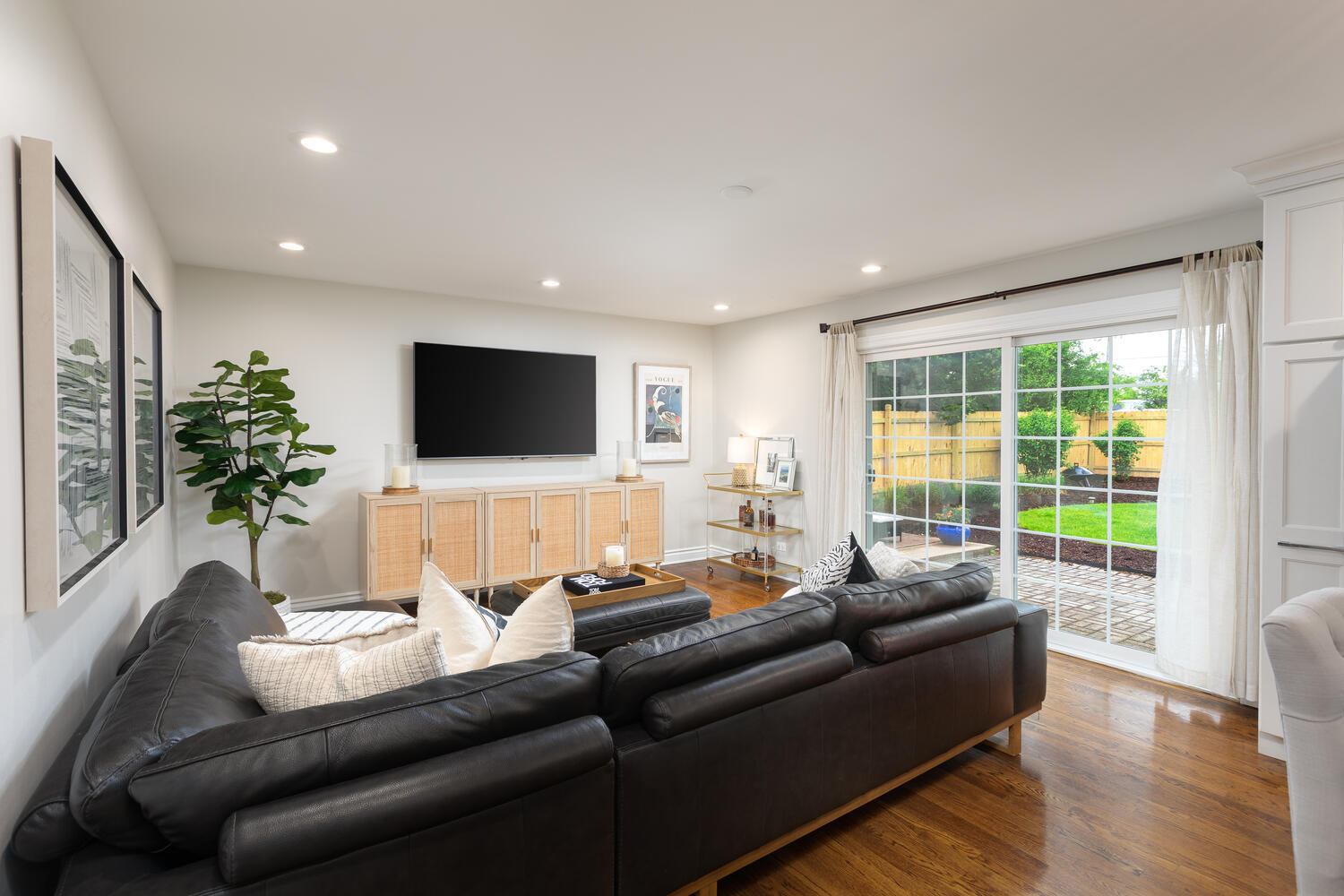 2S151 Stratford Road
