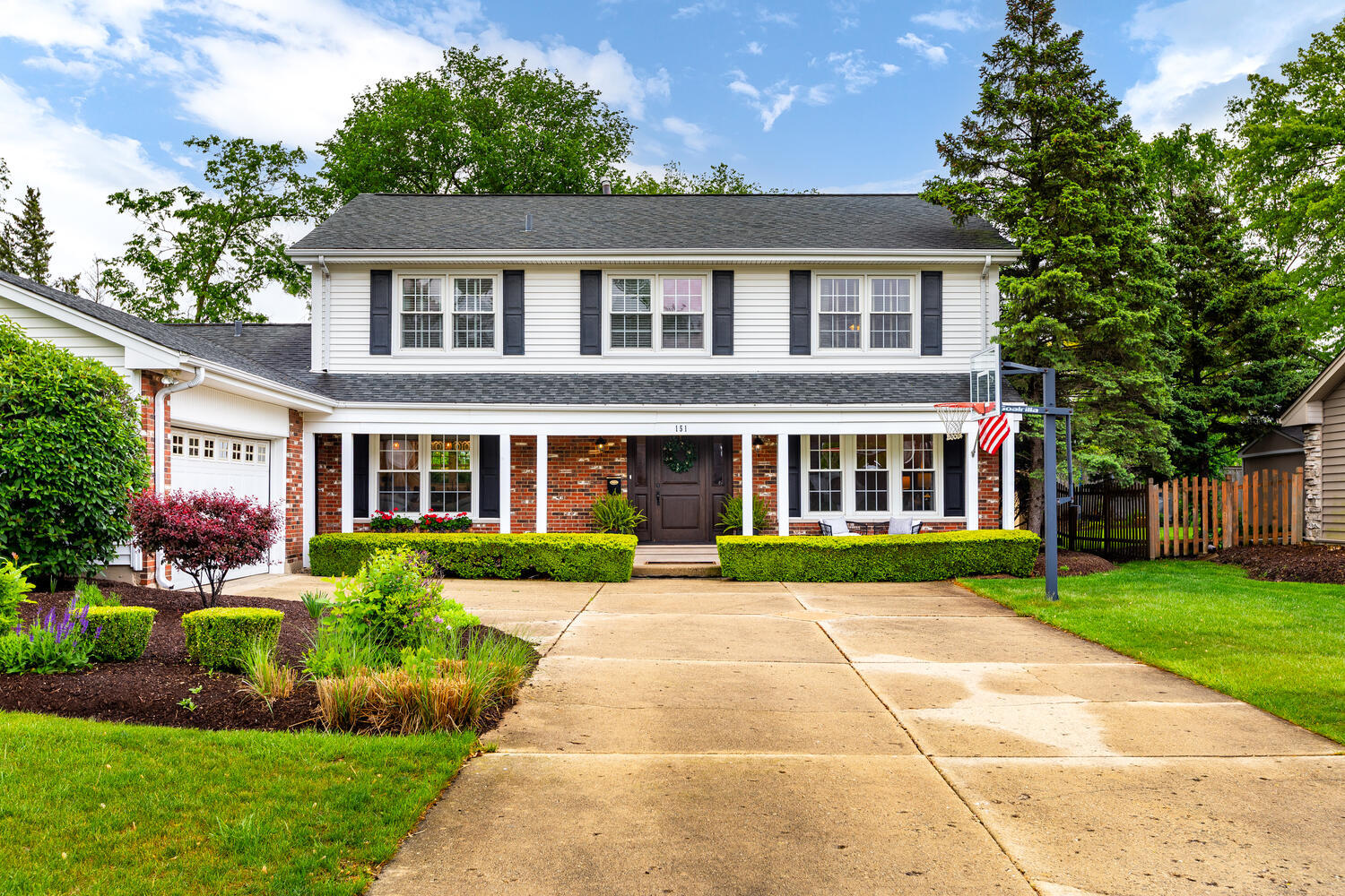 2S151 Stratford Road