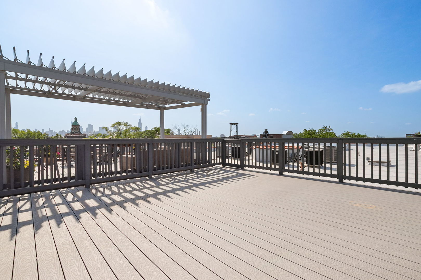 2332 W Huron Street Unit: 4