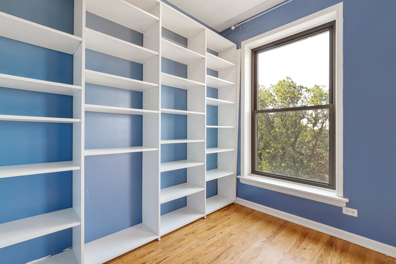 2332 W Huron Street Unit: 4