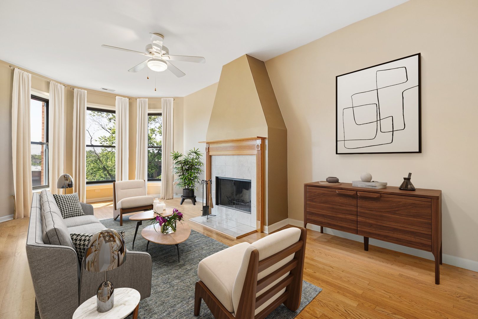 2332 W Huron Street Unit: 4