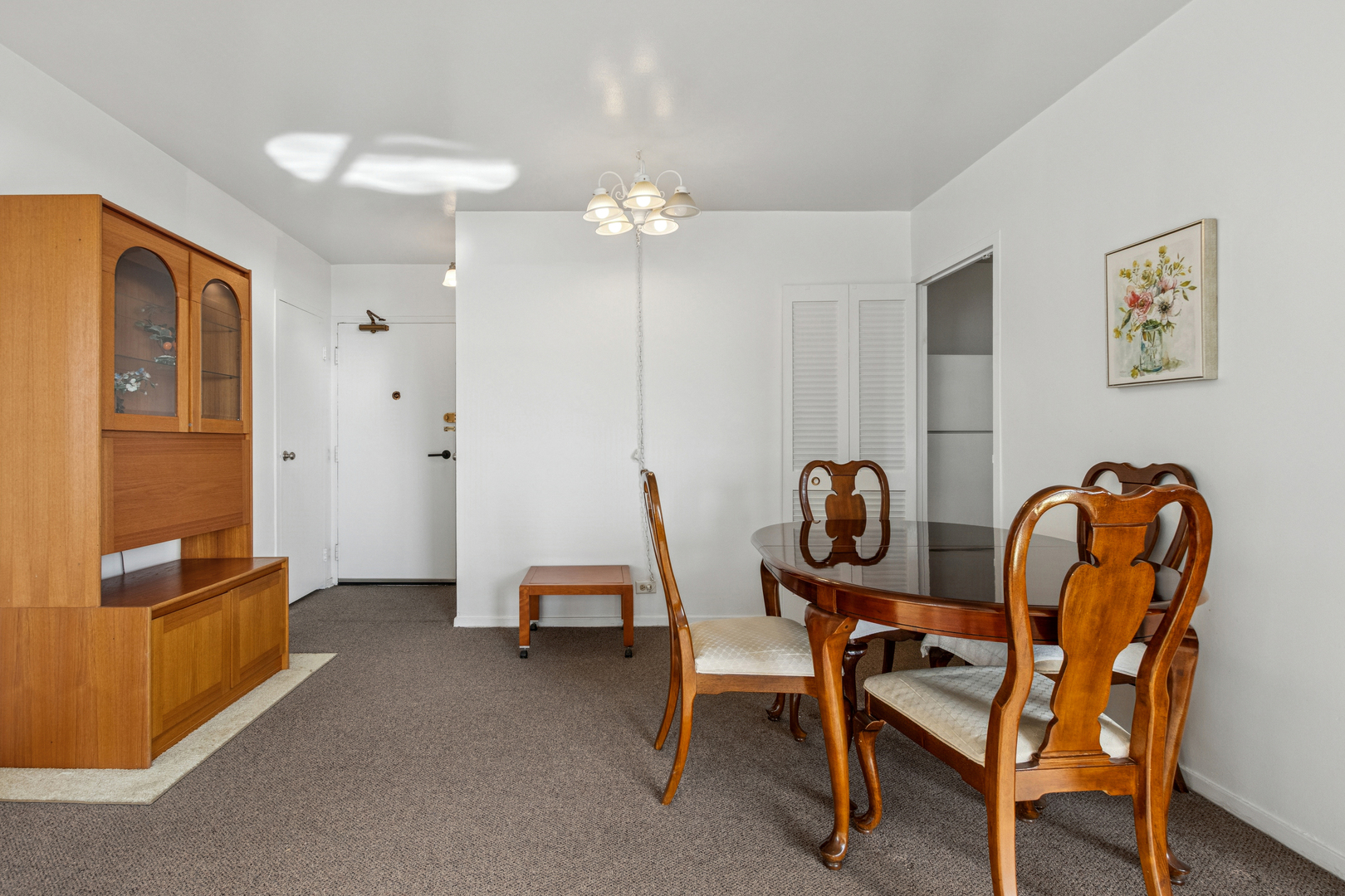 3900 N Lake Shore Drive Unit: 14D