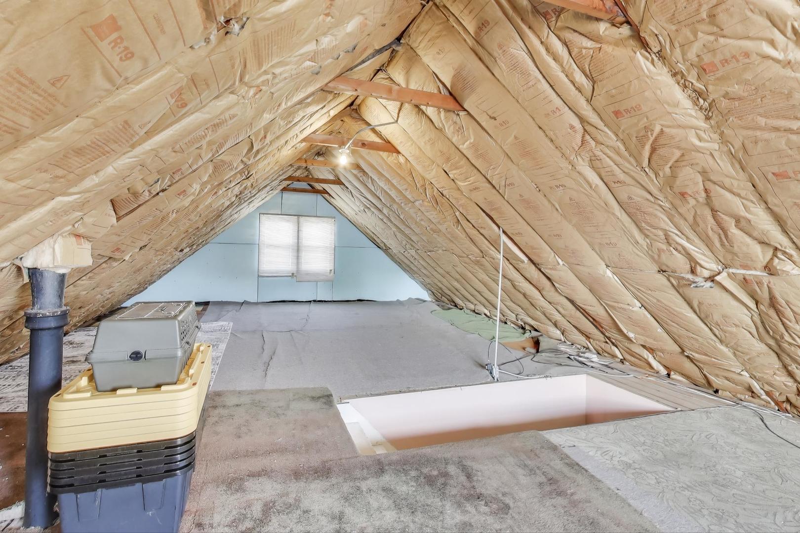 3625 N Overhill Avenue