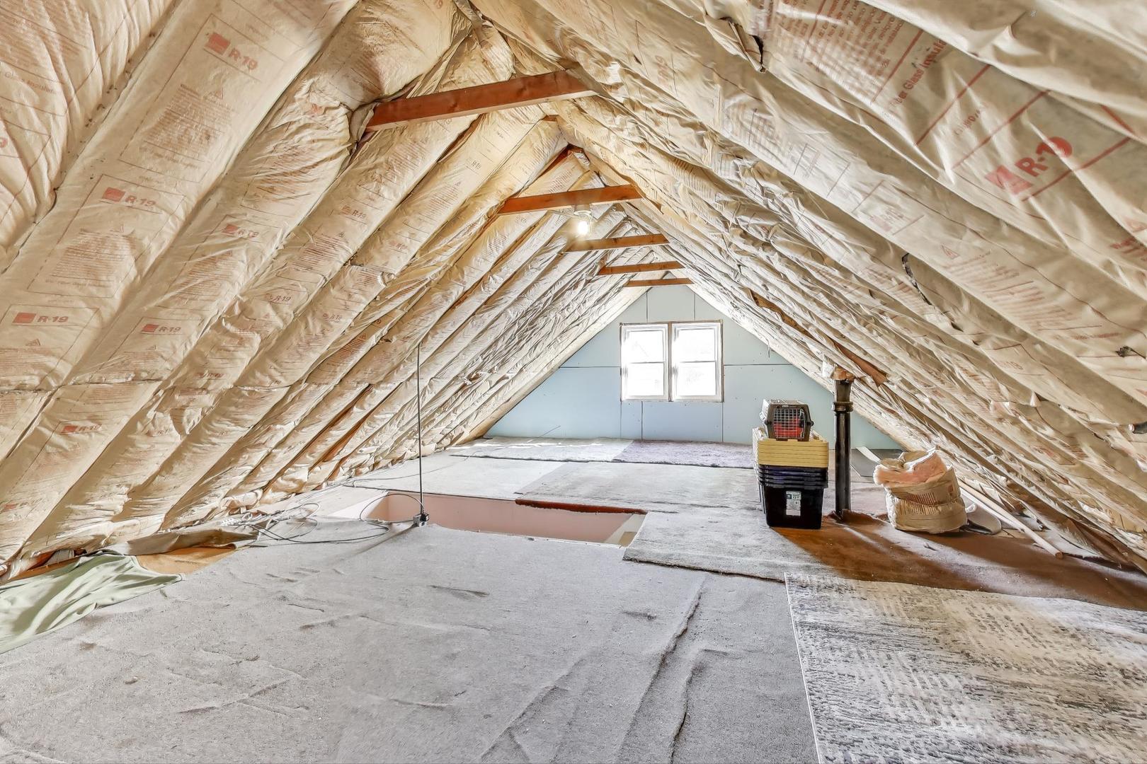 3625 N Overhill Avenue