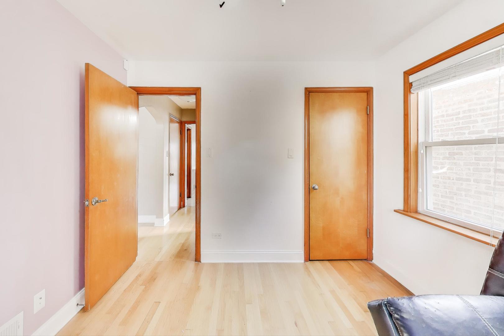 3625 N Overhill Avenue