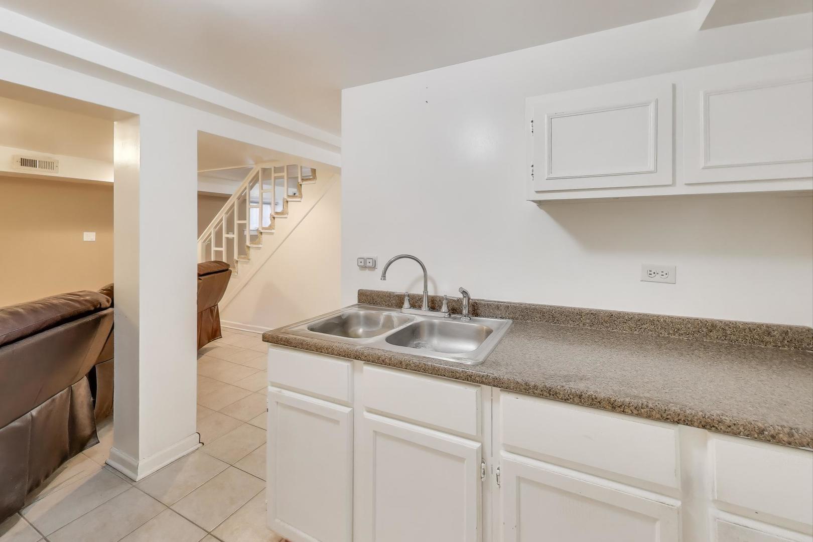 3625 N Overhill Avenue