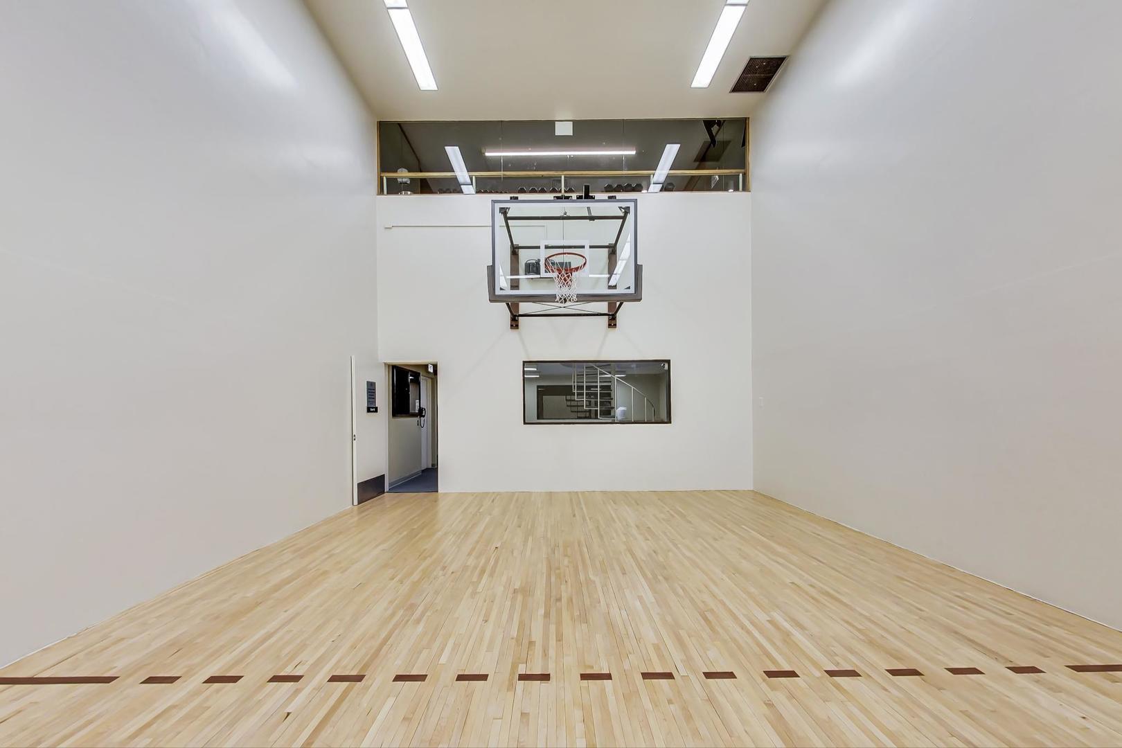 155 N HARBOR Drive Unit: 4306