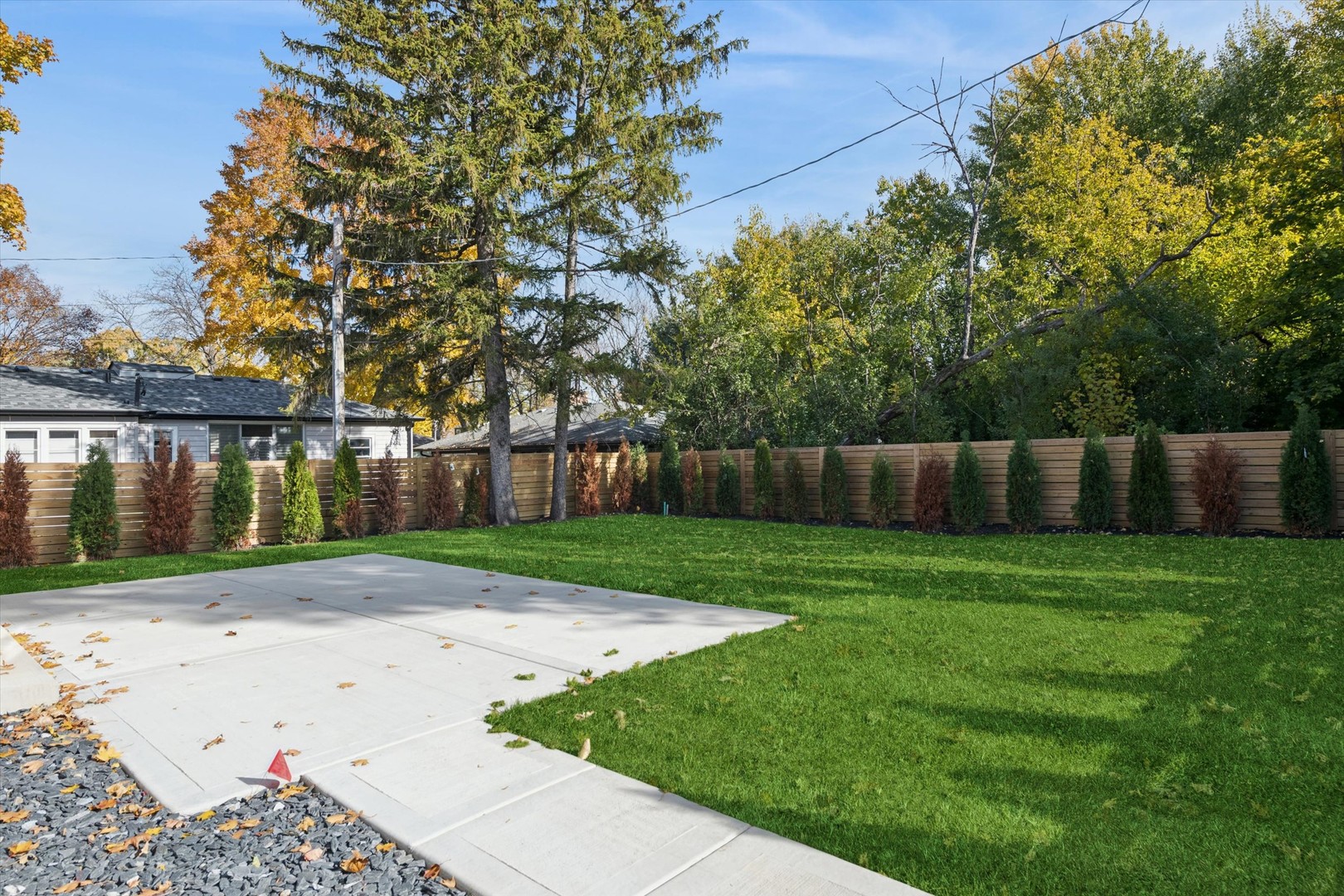 377 S Prairie Avenue