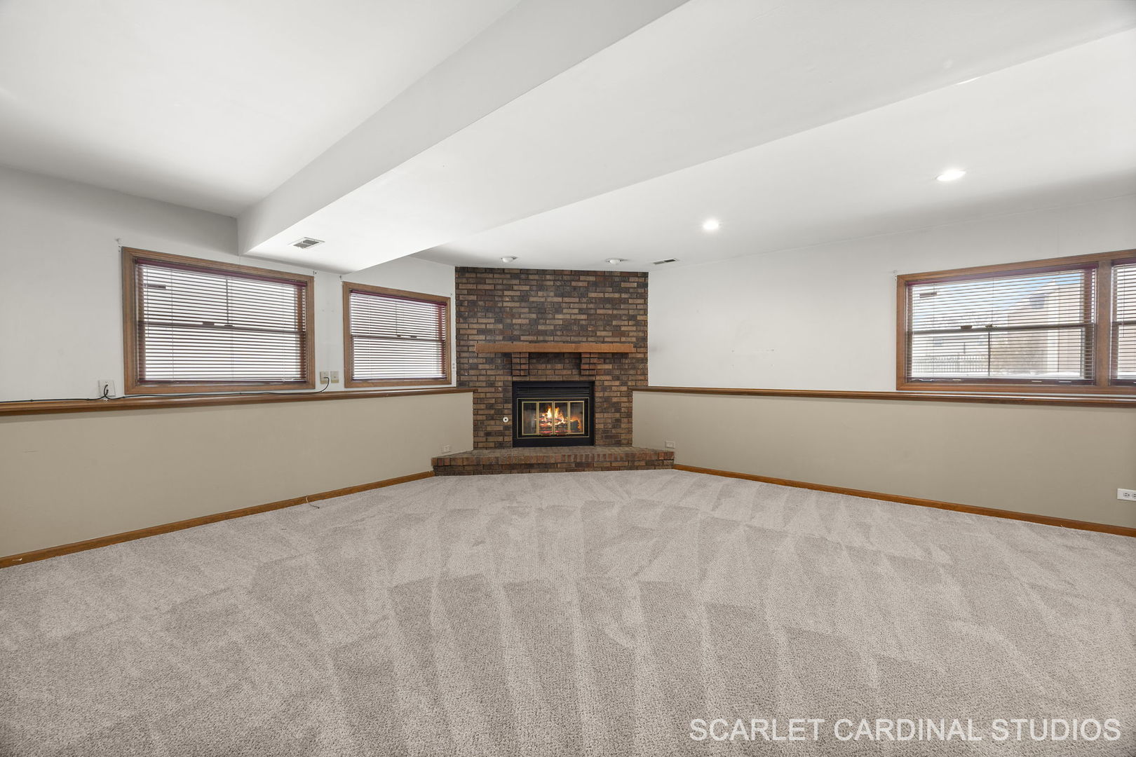 330 N Fairfield Avenue