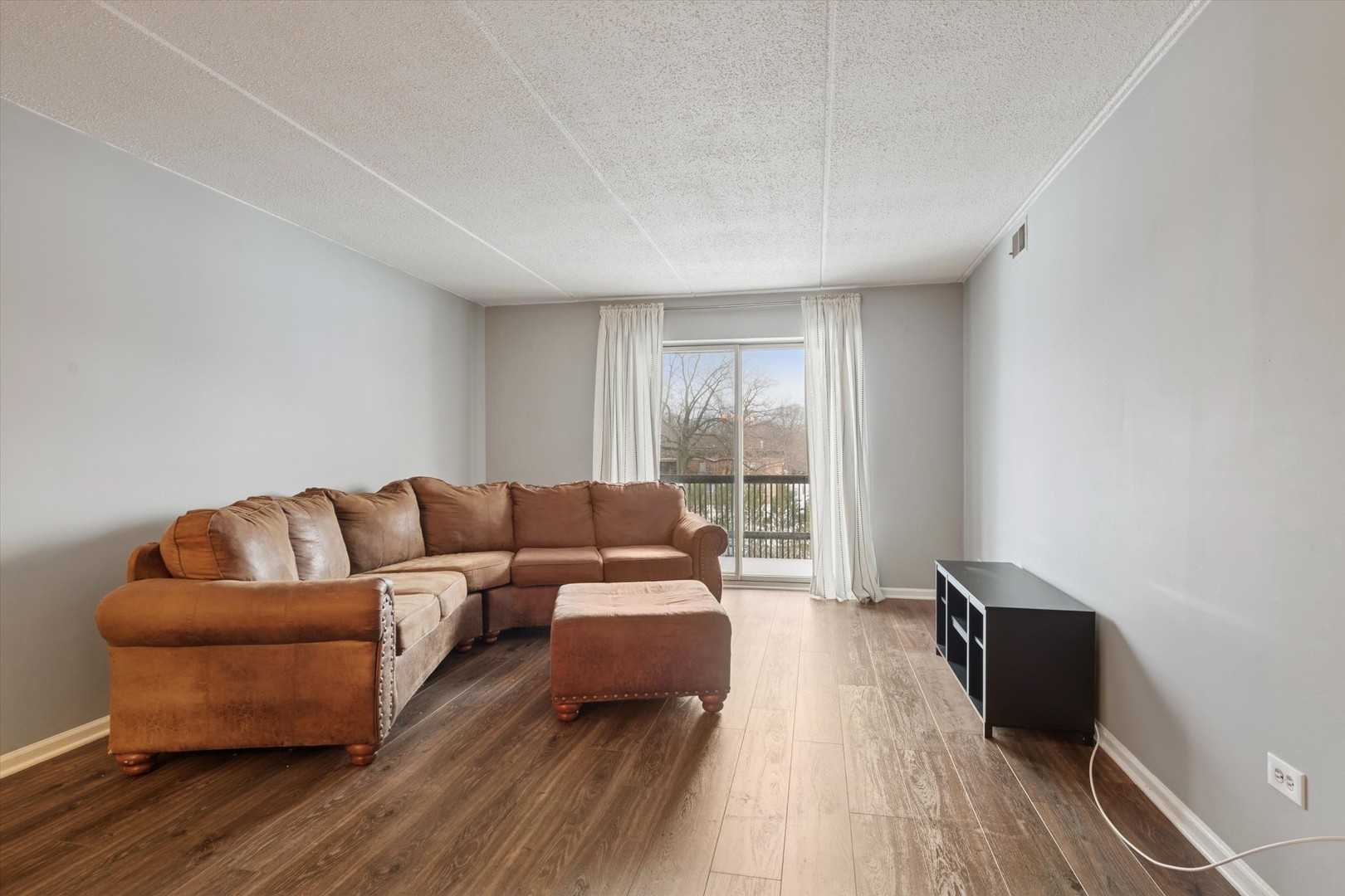 8025 Woodglen Lane Unit: 303