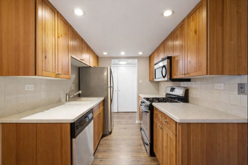 8025 Woodglen Lane Unit: 303