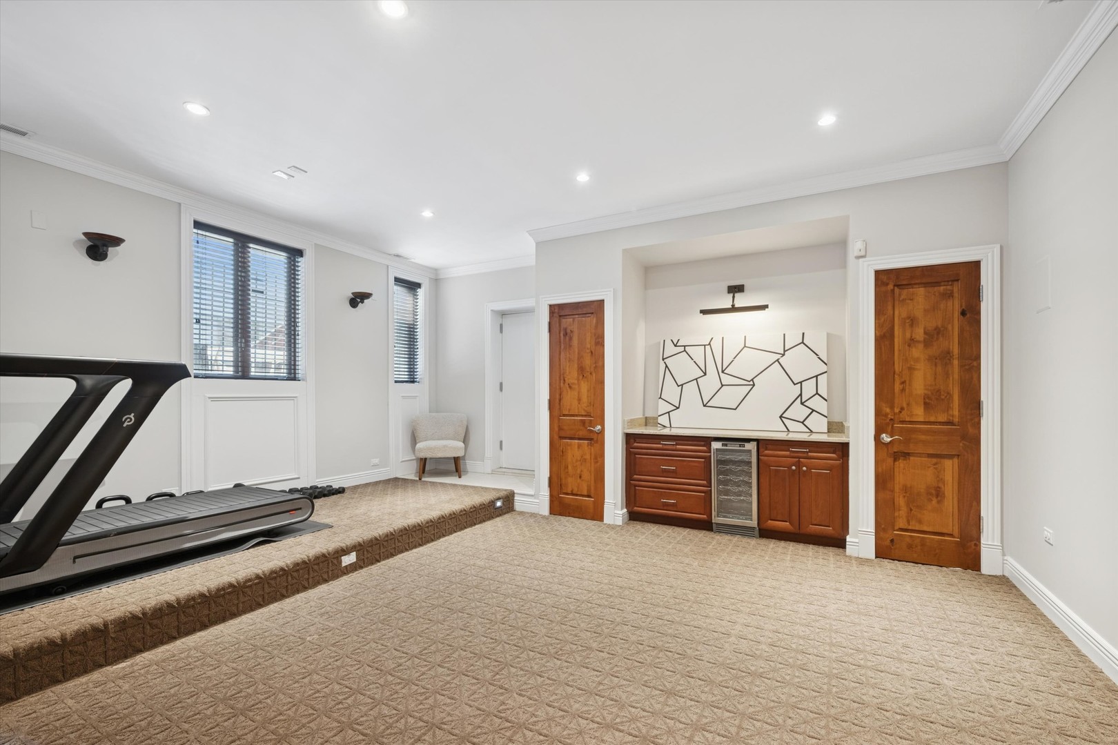 1622 N MARSHFIELD Avenue