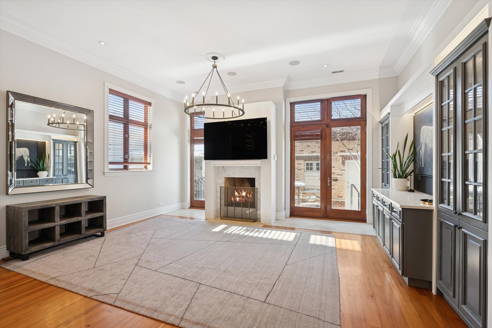 1622 N MARSHFIELD Avenue