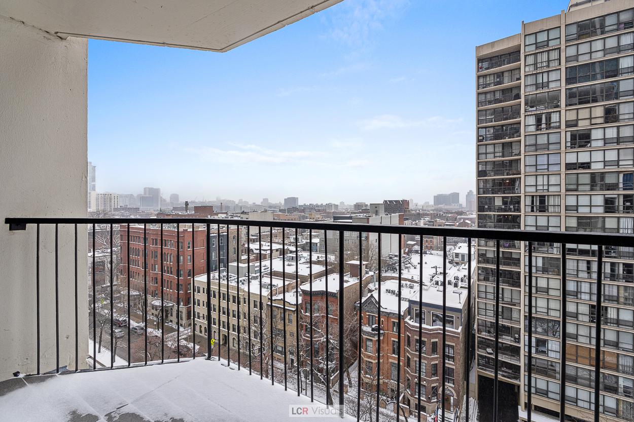 1560 N Sandburg Terrace Unit: 1201J