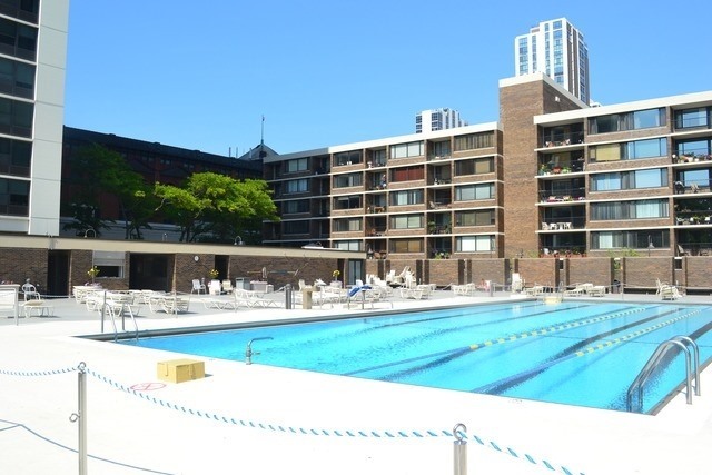 1560 N Sandburg Terrace Unit: 1201J