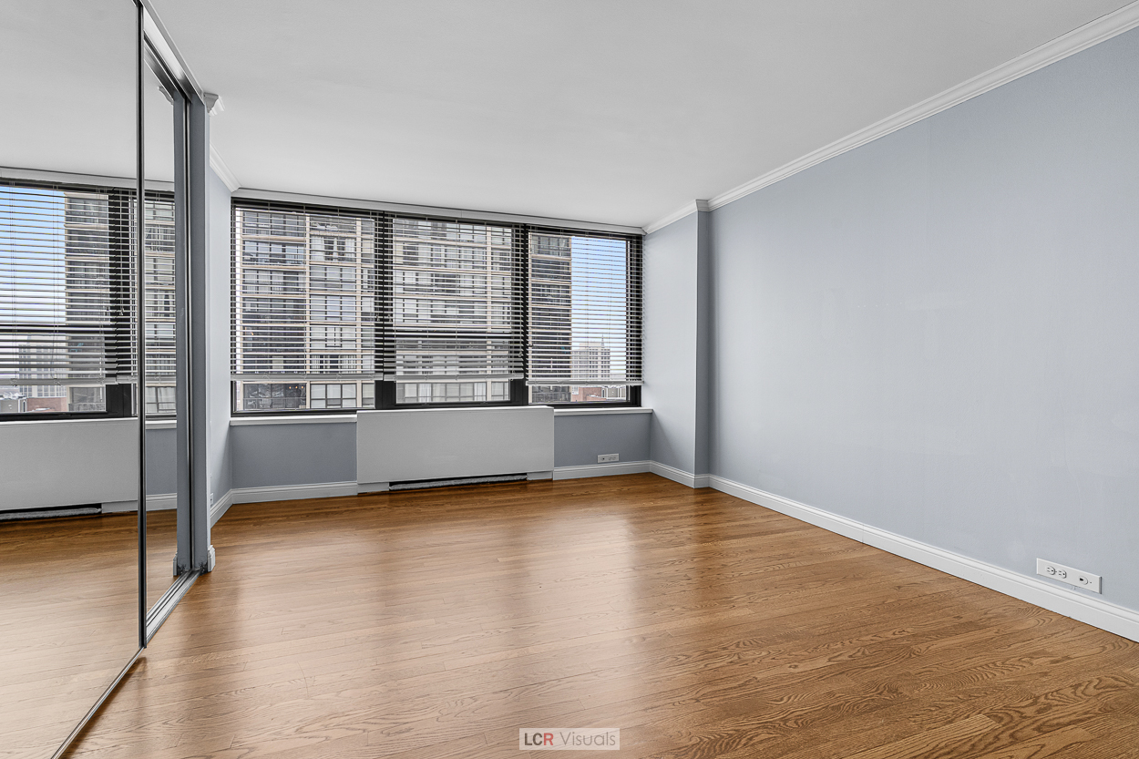 1560 N Sandburg Terrace Unit: 1201J