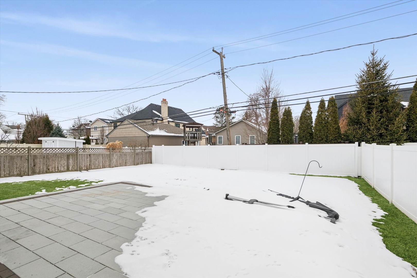 548 S Fairview Avenue
