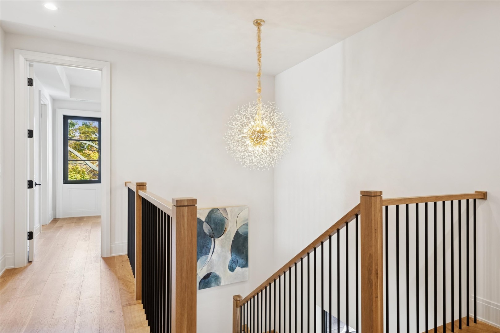 377 S Prairie Avenue