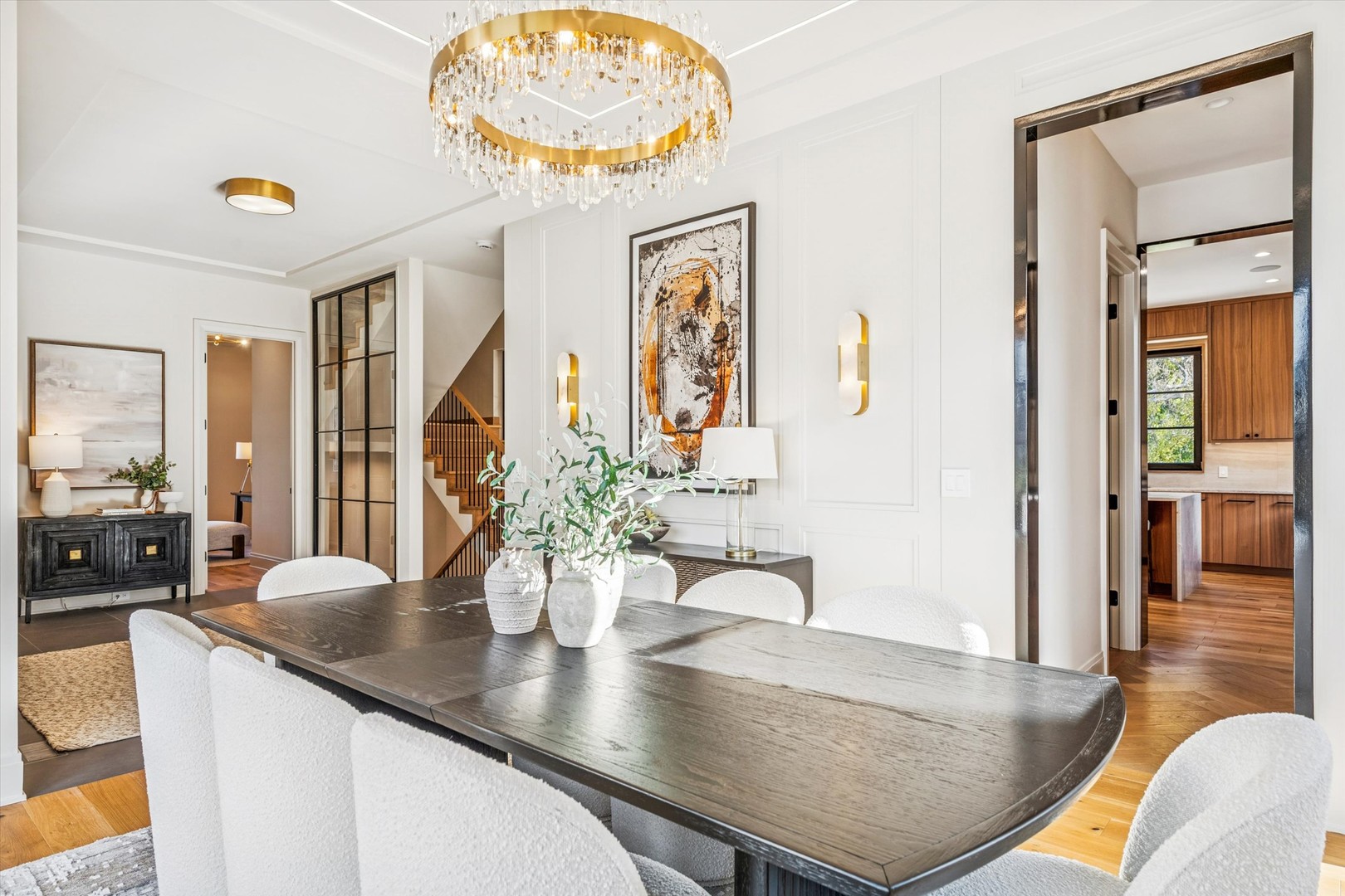 377 S Prairie Avenue