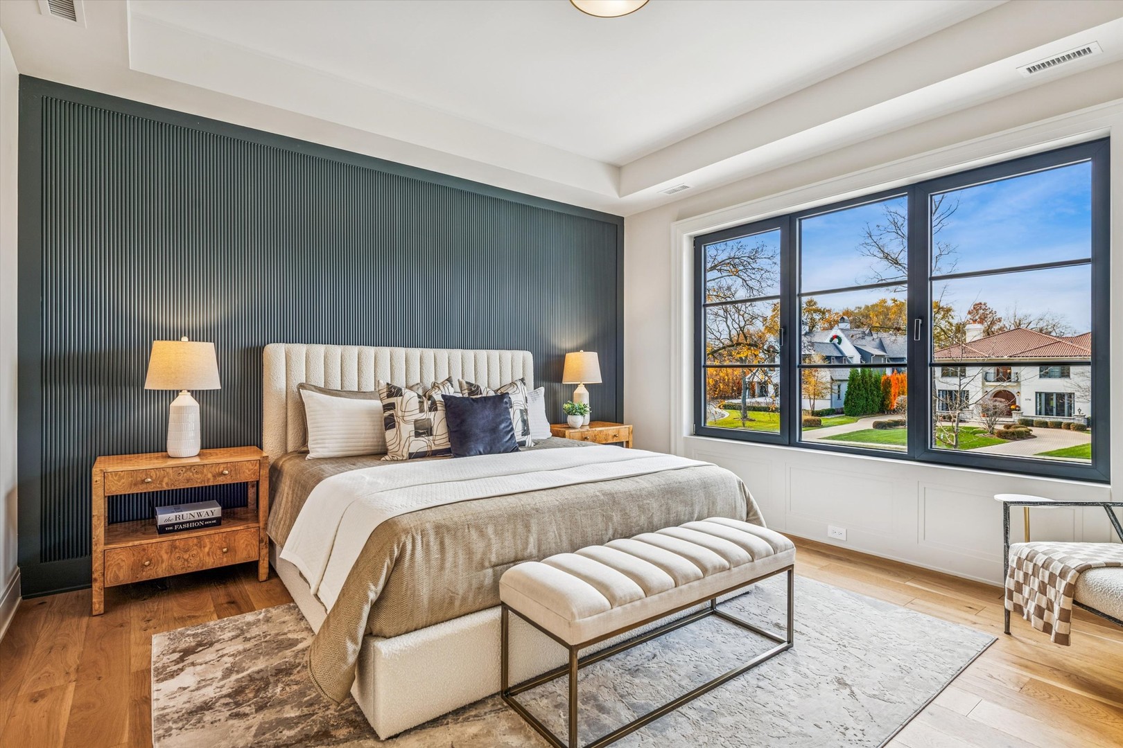 377 S Prairie Avenue