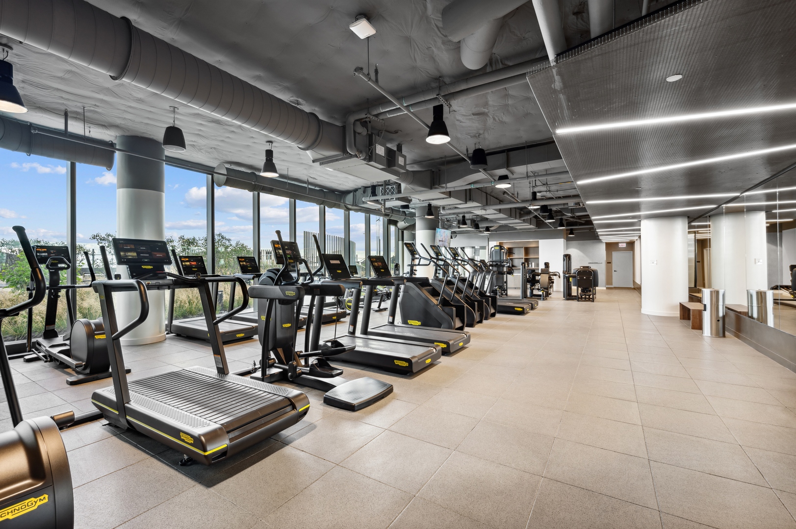 211 N Harbor Drive Unit: 3709
