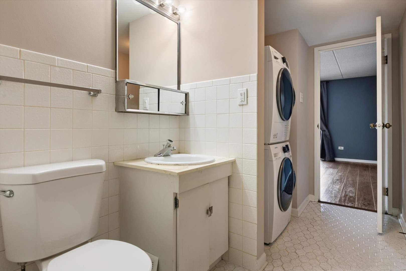 8025 Woodglen Lane Unit: 303