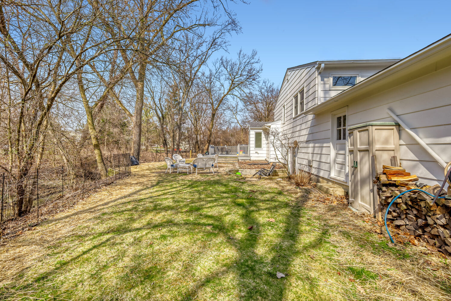 1S538 Bayberry Lane