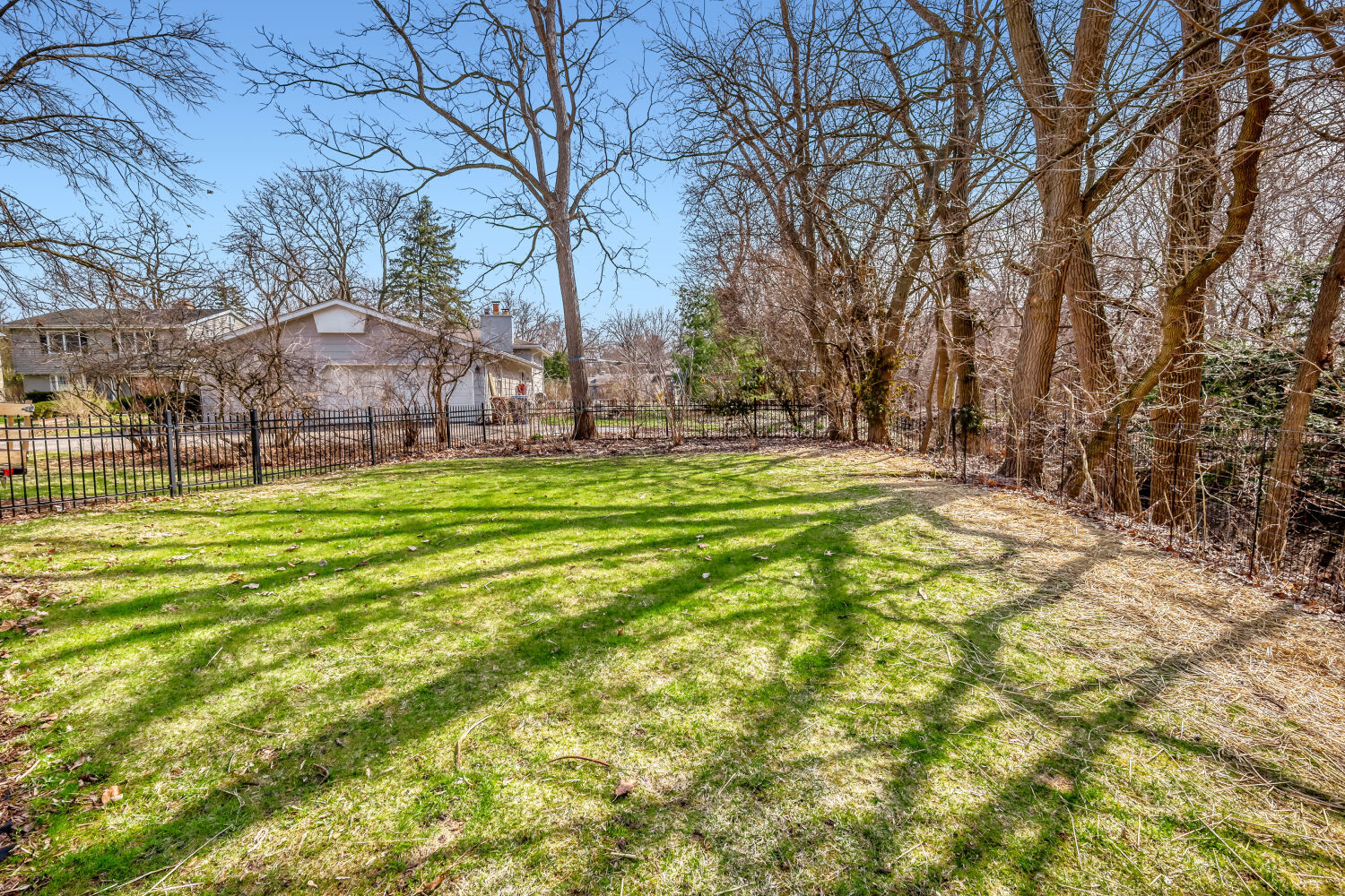 1S538 Bayberry Lane