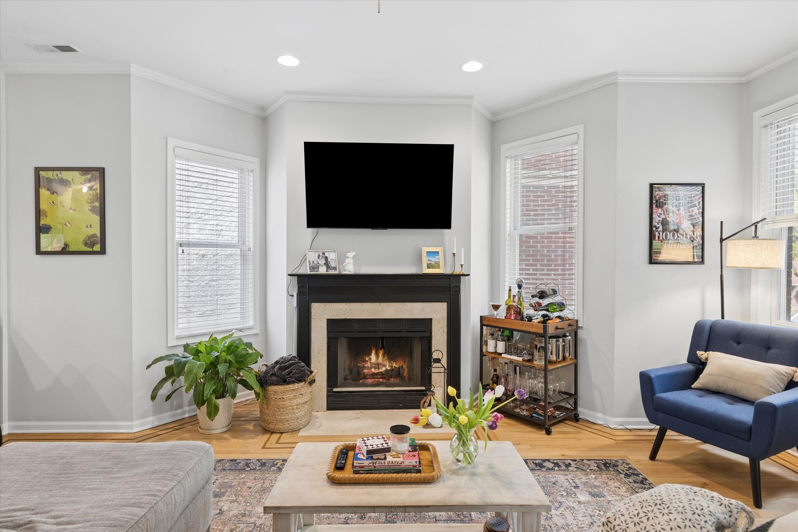 4104 N Kenmore Avenue Unit: 2N