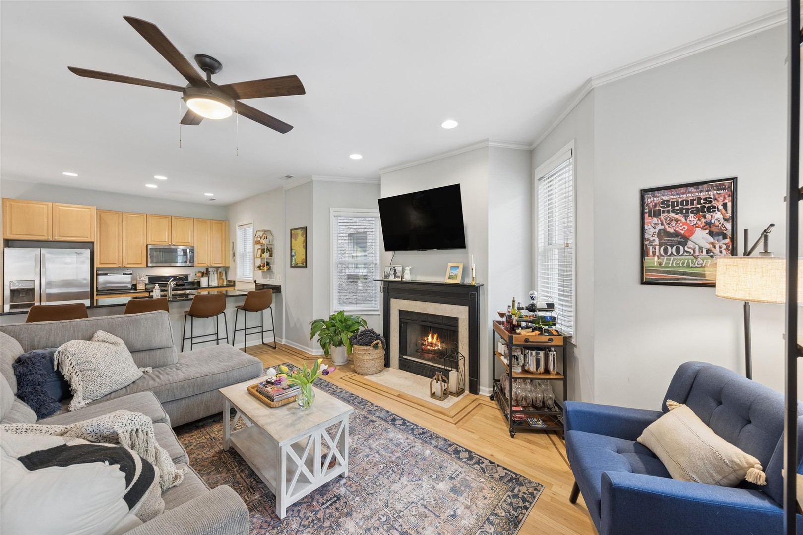 4104 N Kenmore Avenue Unit: 2N