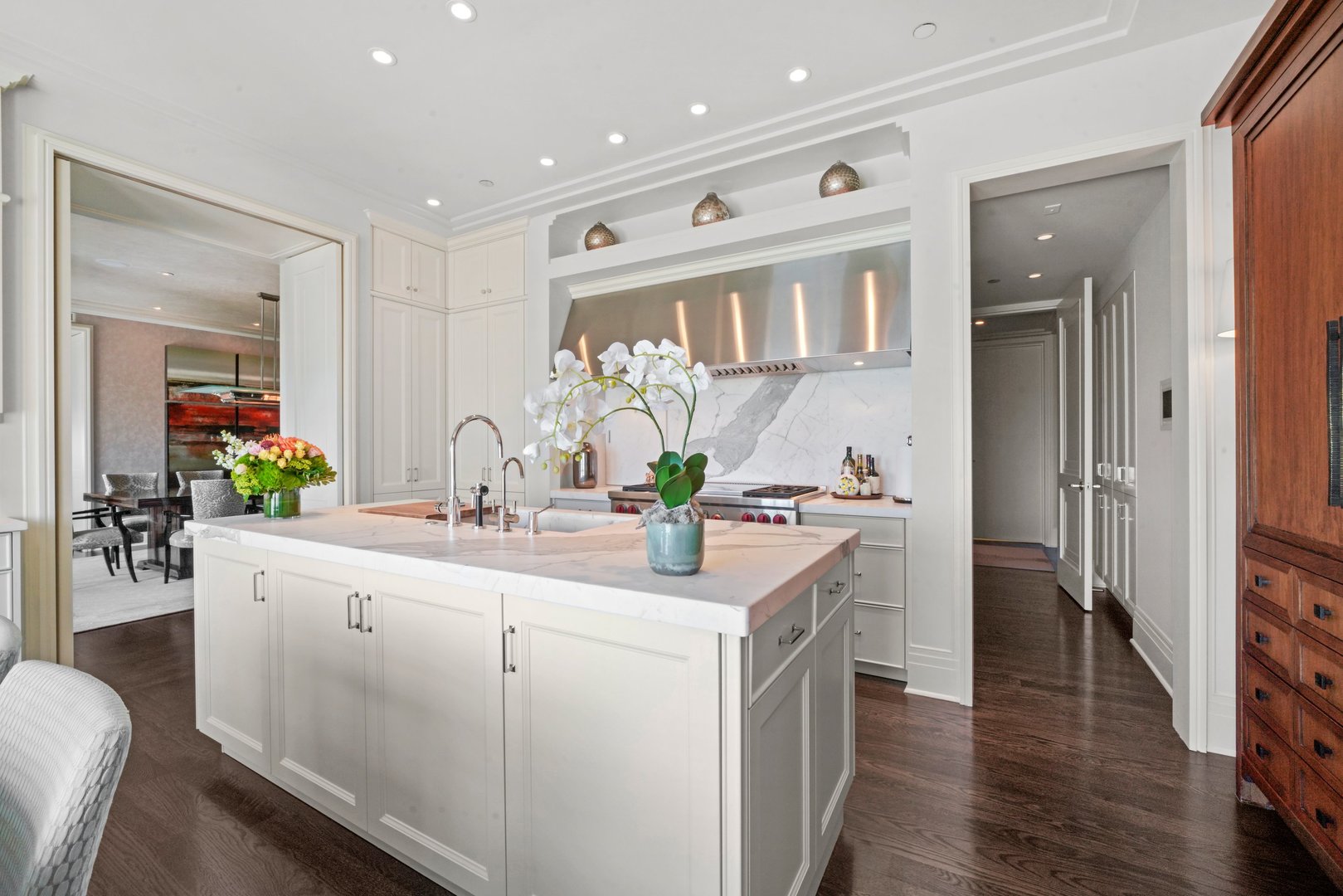 159 E Walton Place Unit: 28A